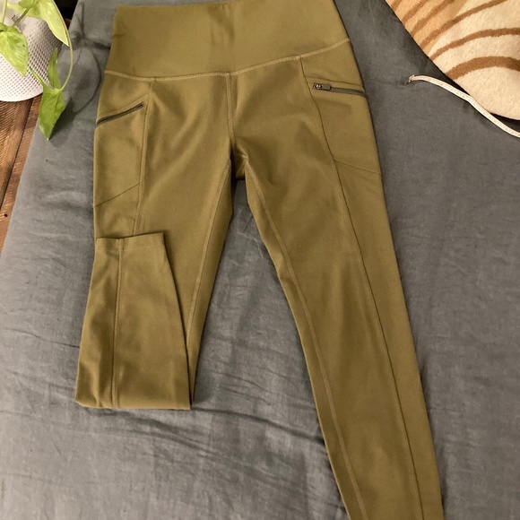 Eddie Bauer Trail Tight Leggings - High Rise - Picture 2 of 9